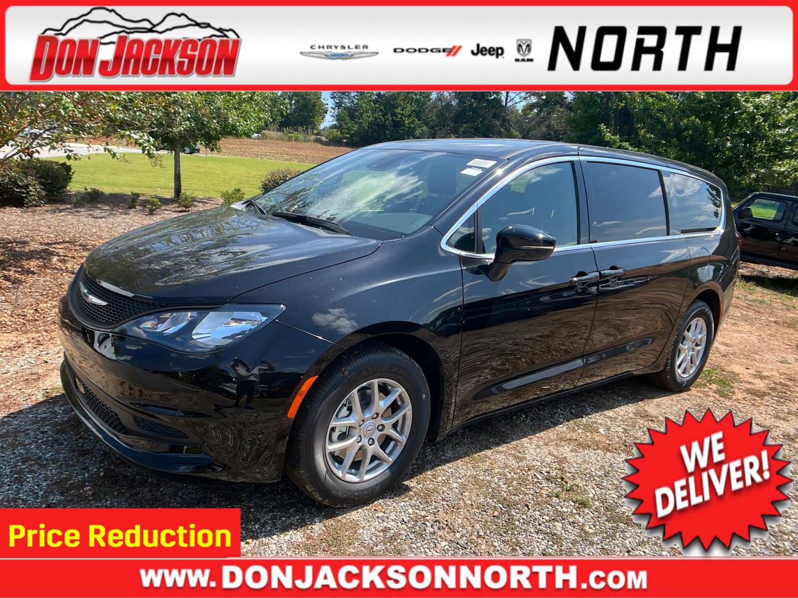 New 2026 Chrysler Voyager LX image 1