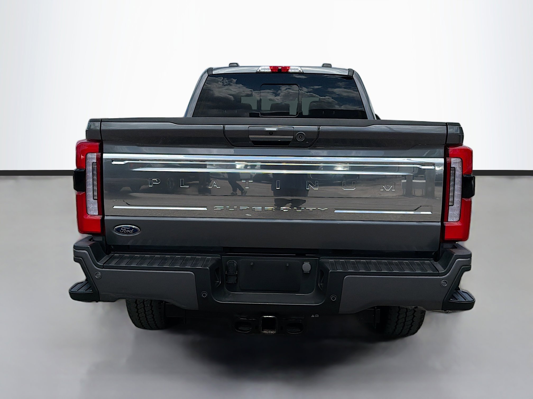 Used 2024 Ford F350 Platinum image 4