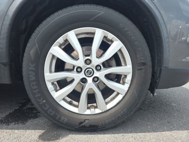 Certified 2018 Nissan Rogue SV AWD/4WD image 11