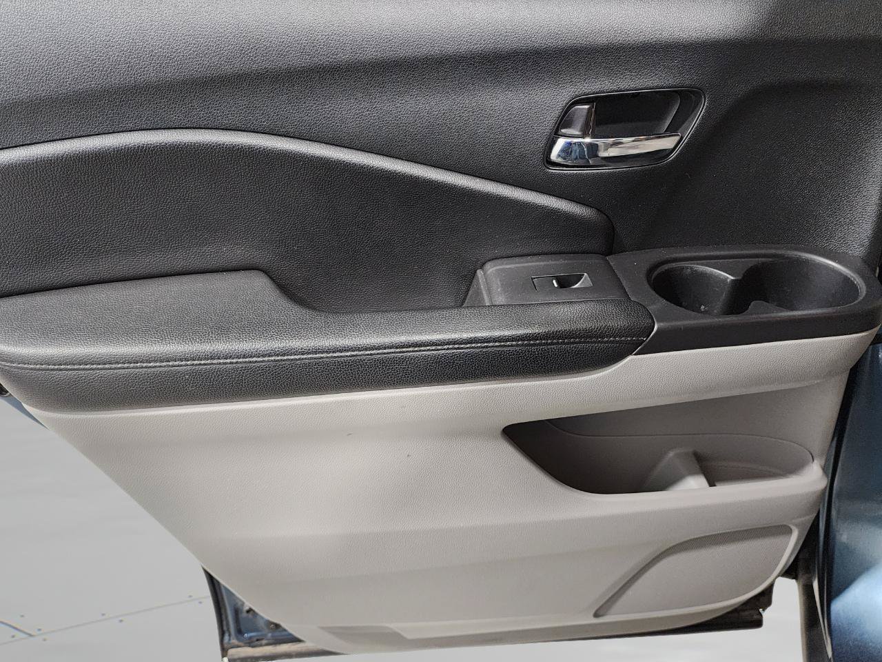 Used 2022 Honda Pilot Special Edition image 30