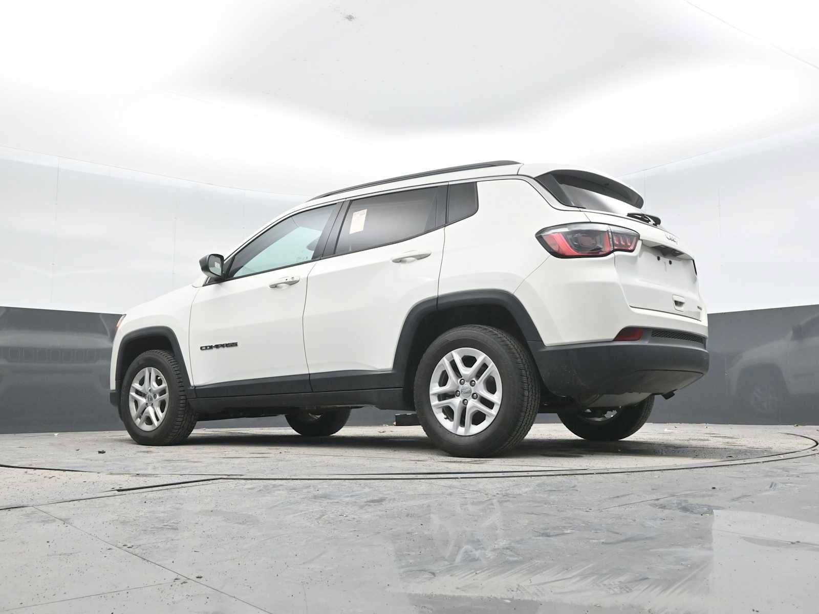 Used 2020 Jeep Compass Sport w/ Tech Group image 23