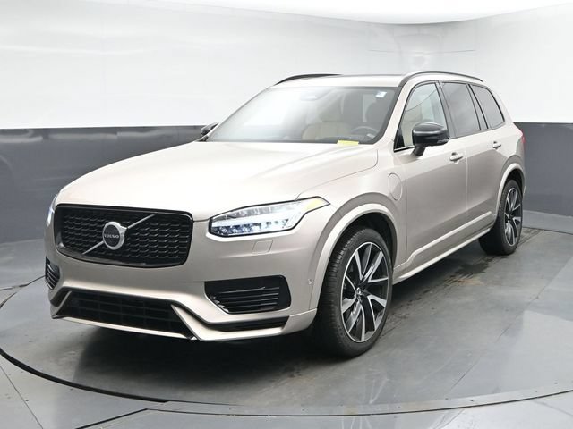 Used 2023 Volvo XC90 T8 Ultimate AWD/4WD image 3