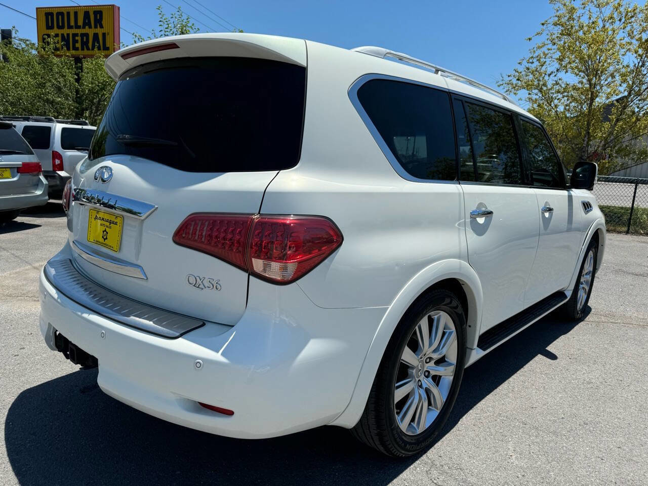 Used 2013 INFINITI QX56 2WD w/ Deluxe Touring Pkg image 7