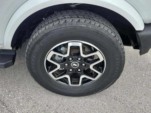 Used 2023 Ford Bronco Outer Banks image 7