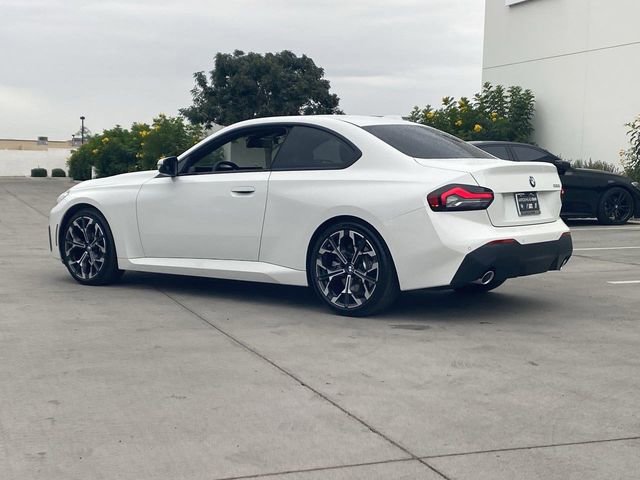 Used 2026 BMW 230i Coupe w/ Premium Package image 8