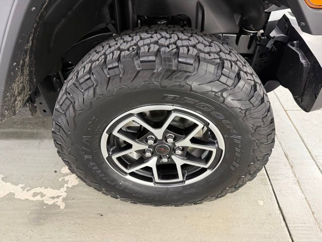 New 2025 Jeep Wrangler Rubicon w/ Safety Group image 4