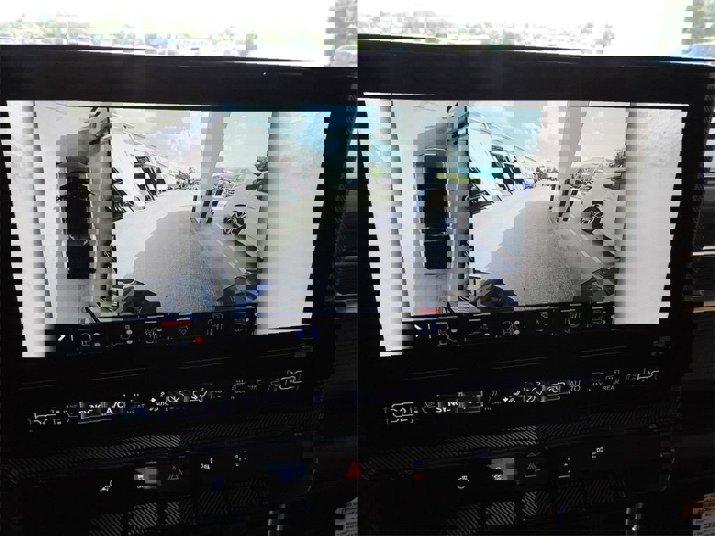 New 2025 GMC Hummer EV 2X image 29