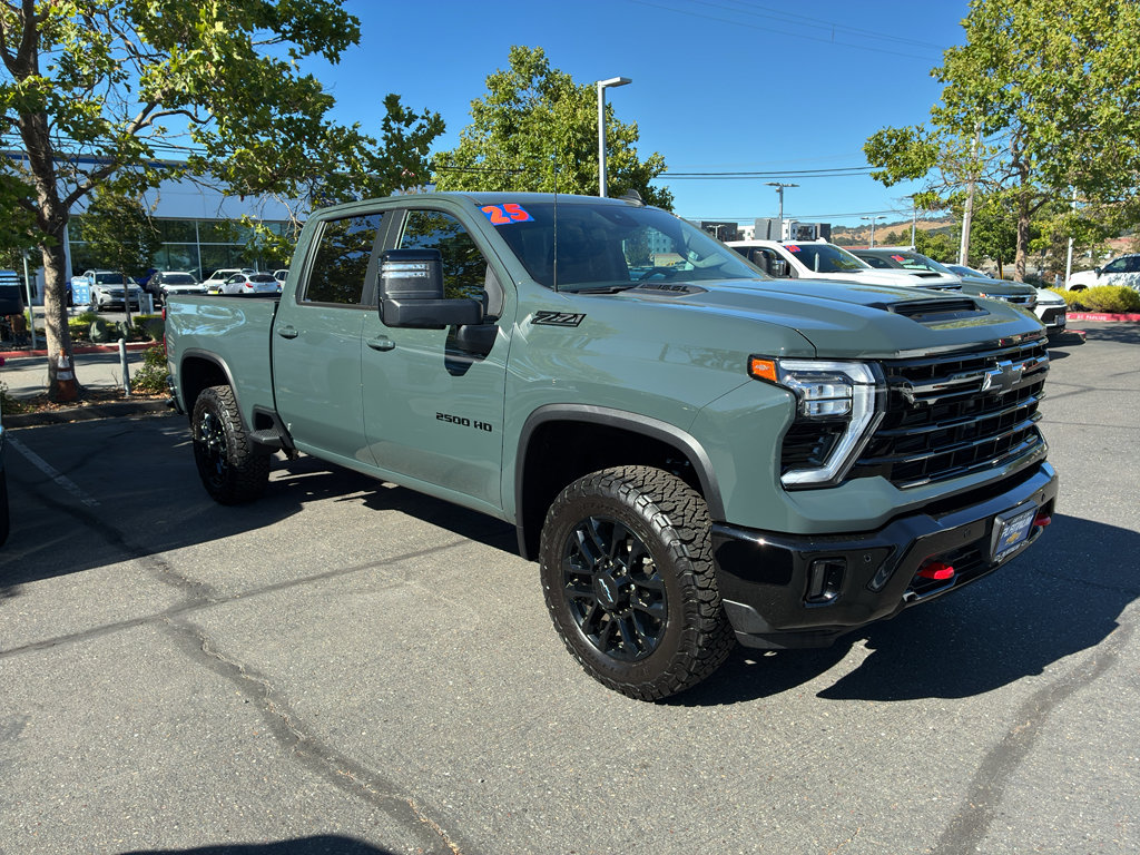 Used 2025 Chevrolet Silverado 2500 LT w/ Trail Boss Package AWD/4WD image 61