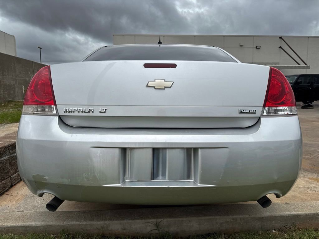 Used 2013 Chevrolet Impala LT w/ LT Sunroof Package FWD image 5