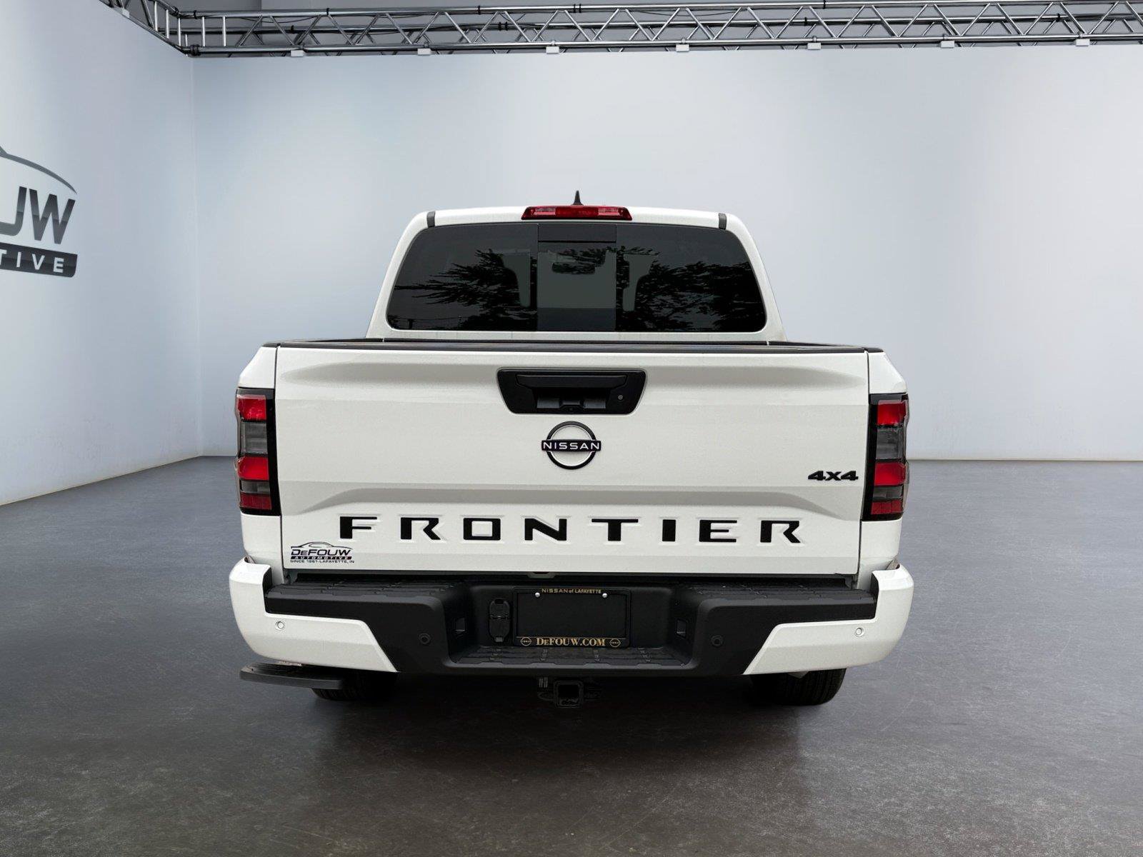 New 2026 Nissan Frontier SV w/ Tow Package AWD/4WD image 4
