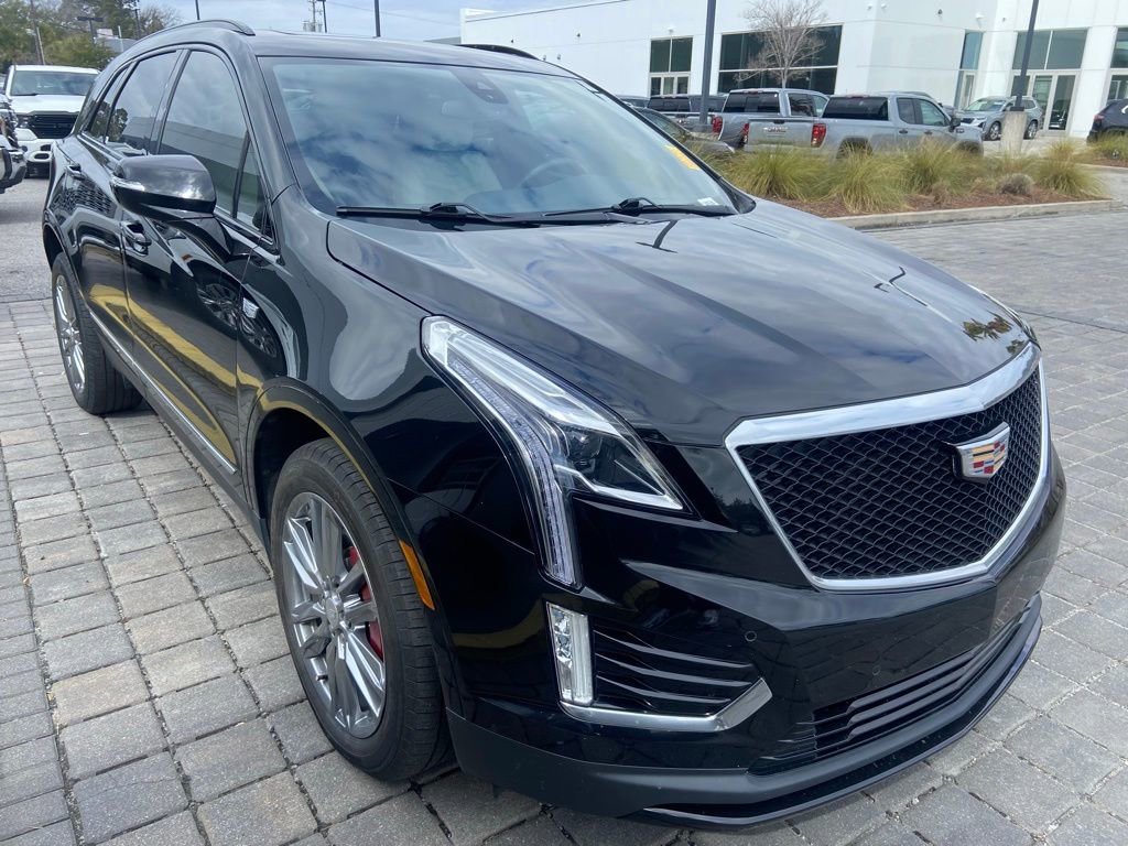 Used 2022 Cadillac XT5 Sportv image 3