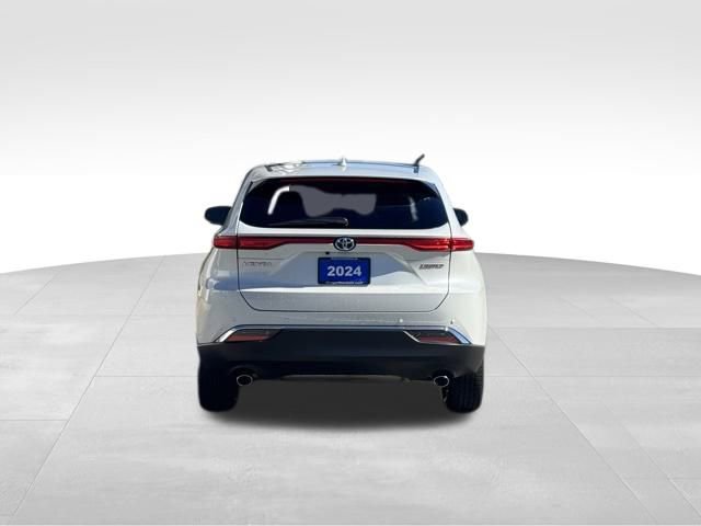 Used 2024 Toyota Venza Limited image 6