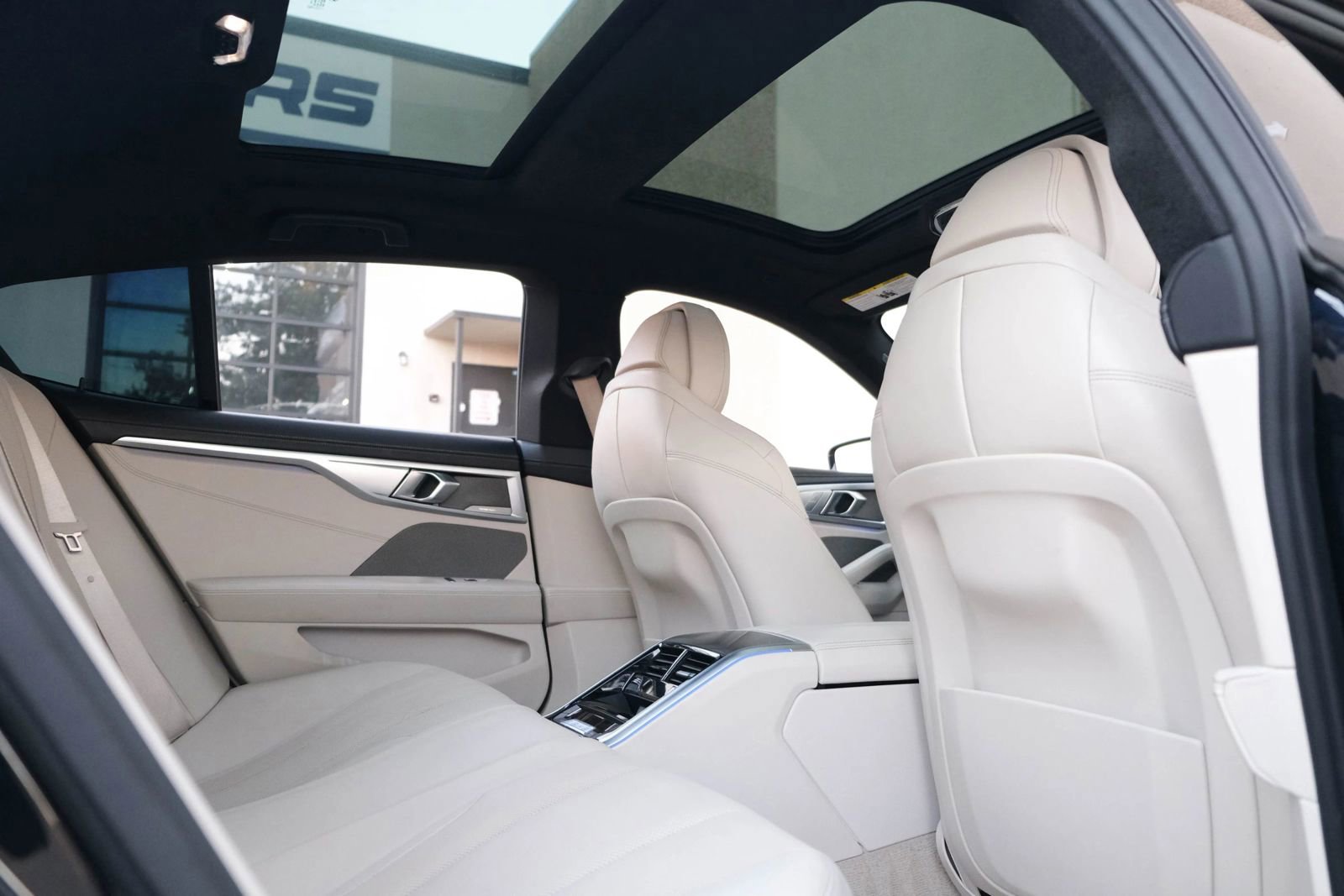 Used 2021 BMW 840i Gran Coupe w/ M Sport Package image 30