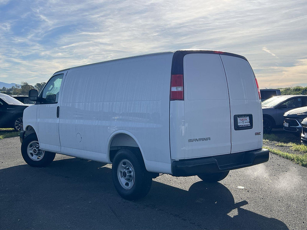 New 2026 GMC Savana 2500 w/ Driver Convenience Package RWD image 5