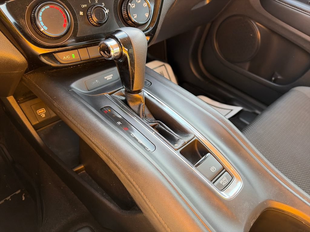Used 2019 Honda HR-V LX image 22