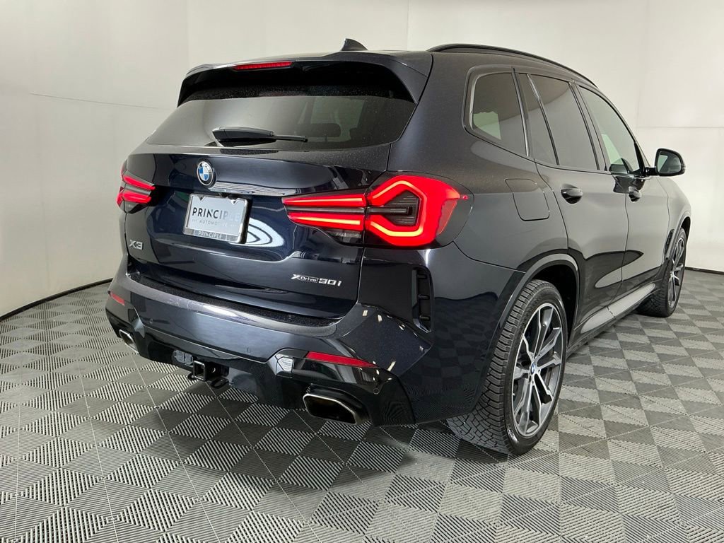 Used 2022 BMW X3 xDrive30i w/ M Sport Package 2 AWD/4WD image 3