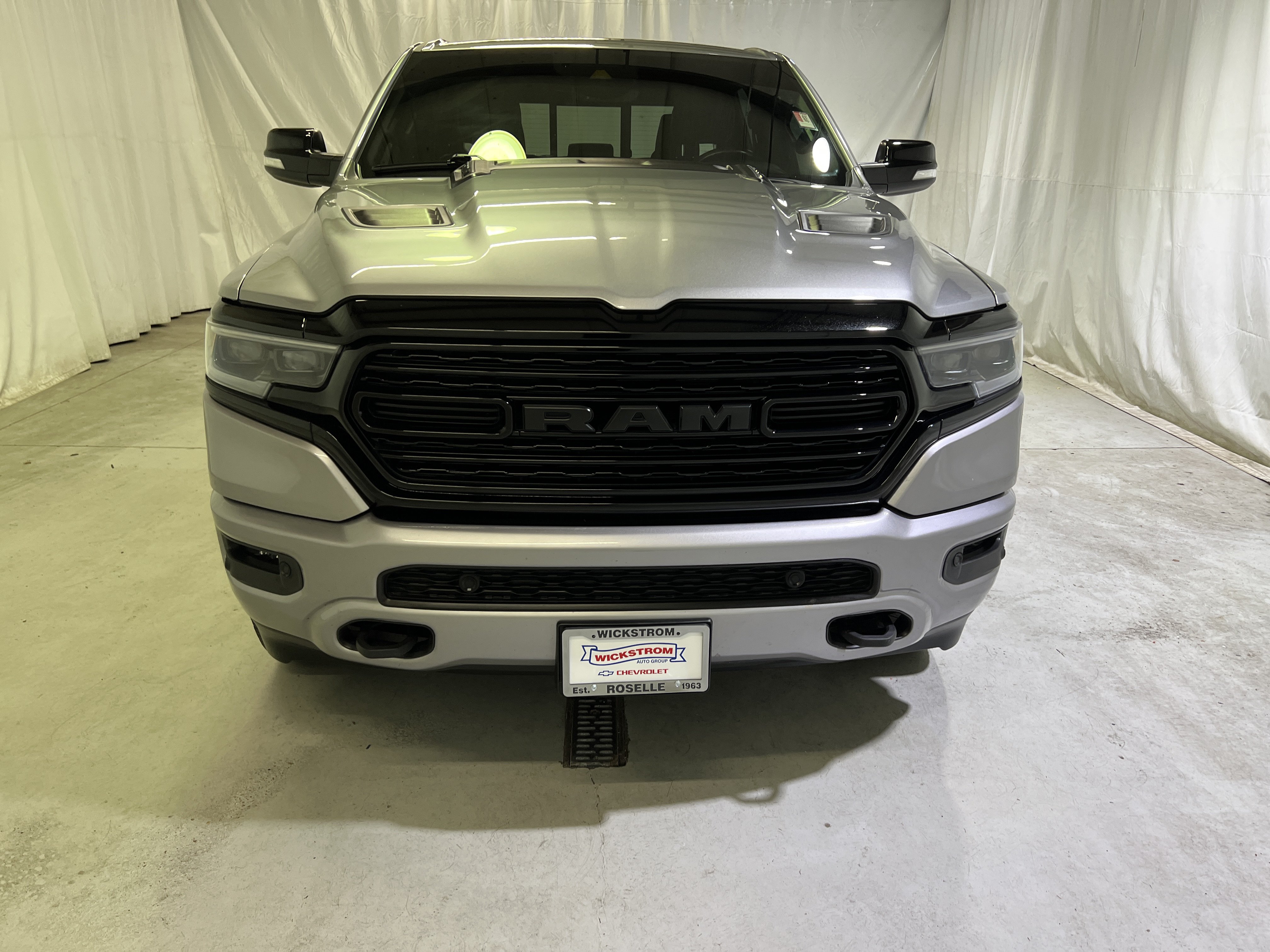 Used 2022 RAM 1500 Limited w/ Night Edition AWD/4WD image 5