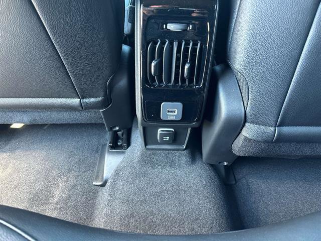 New 2026 Jeep Compass Limited image 9