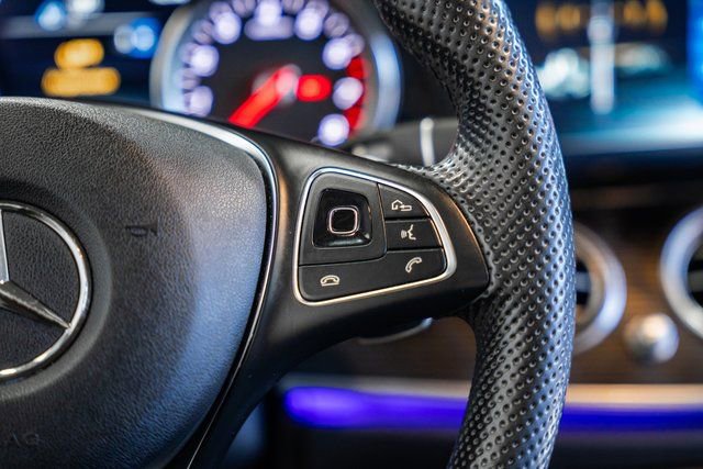 Used 2018 Mercedes-Benz E 300 E 300 image 24