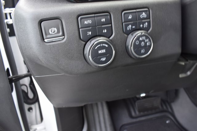 Used 2023 Chevrolet Silverado 1500 RST image 16