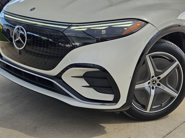 Used 2023 Mercedes-Benz EQS 580 4MATIC SUV image 7