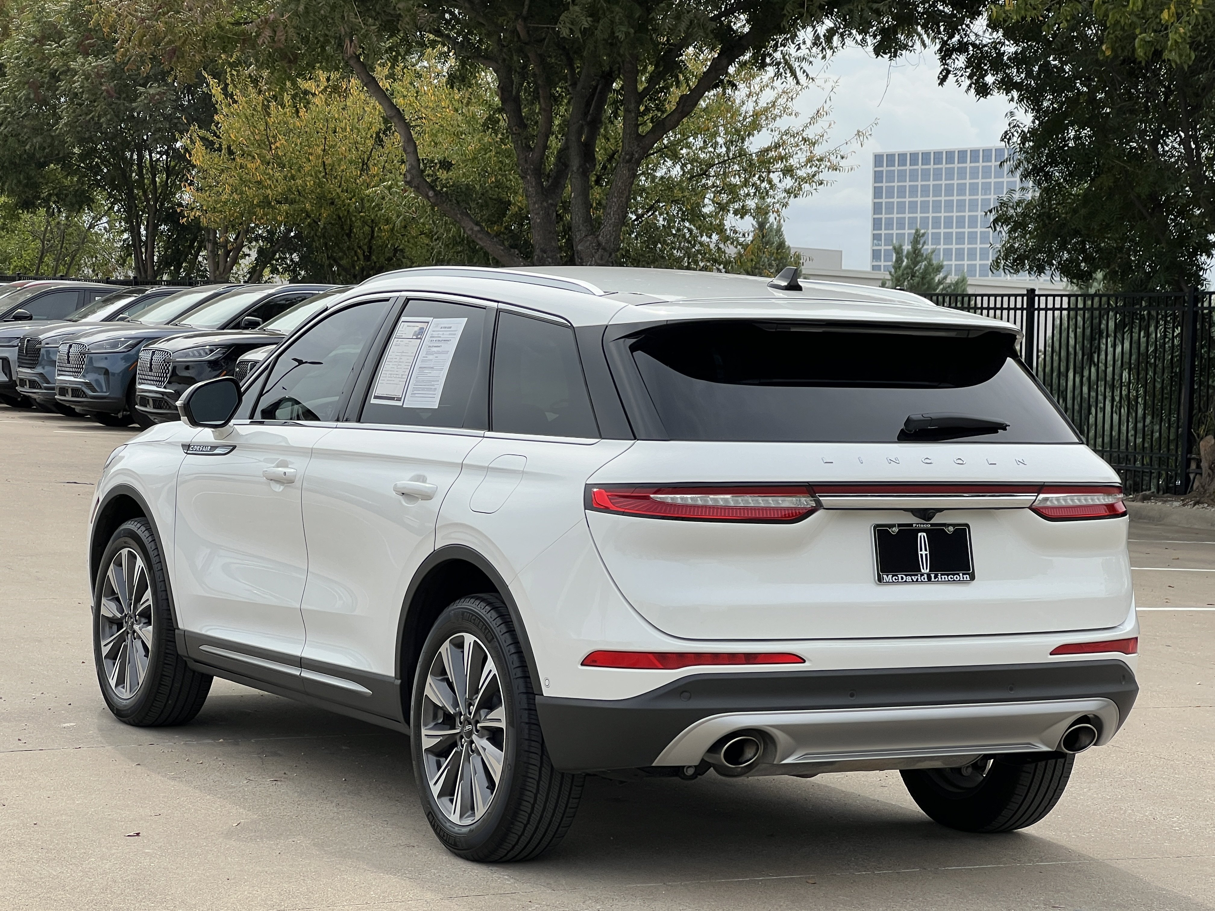 Certified 2022 Lincoln Corsair Reserve w/ Elements Package AWD/4WD image 7