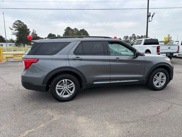 Used 2024 Ford Explorer XLT image 14