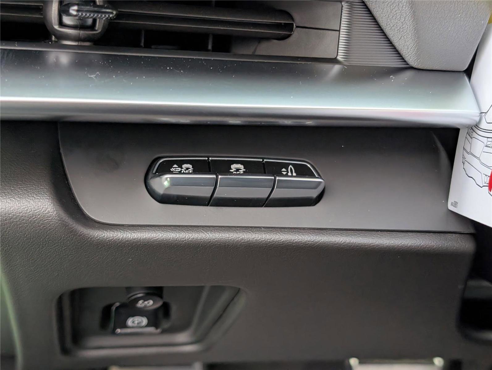 New 2026 Chevrolet Corvette Stingray Convertible w/ Z51 Performance Package image 16