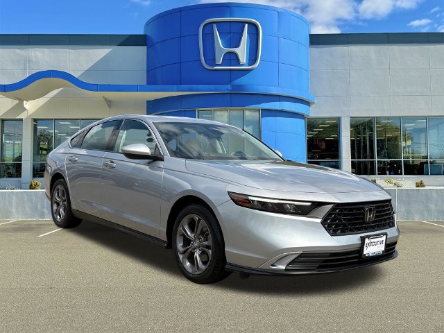 Used 2023 Honda Accord EX image 1