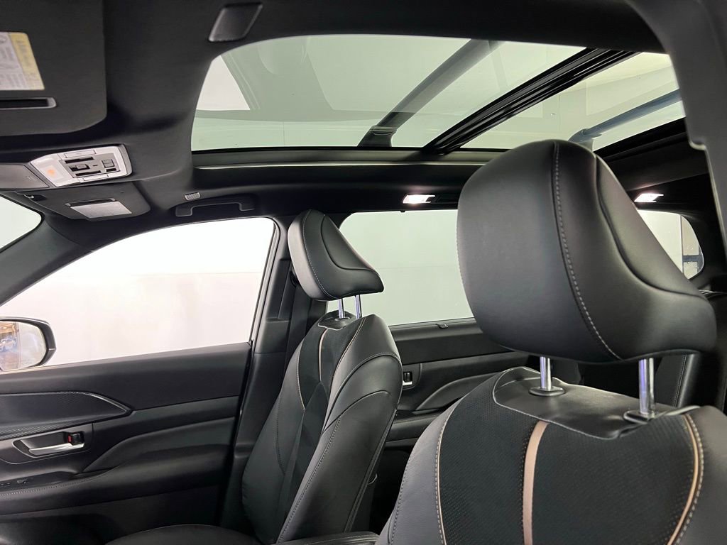 Used 2024 Toyota Grand Highlander AWD Hybrid image 24