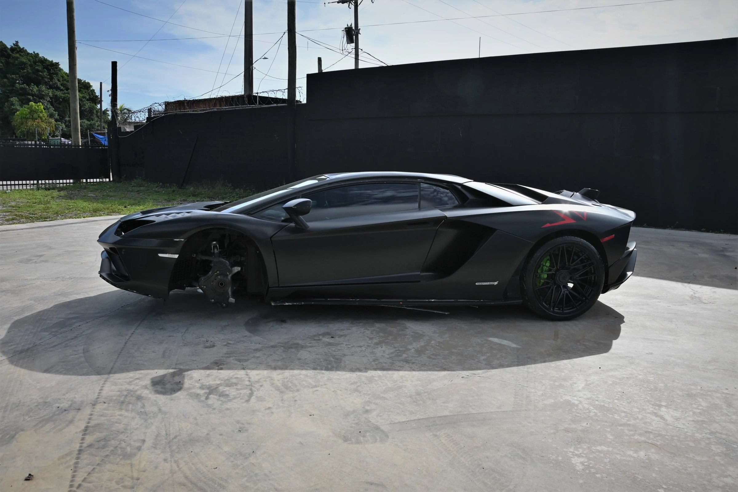 Used 2018 Lamborghini Aventador S AWD/4WD image 7