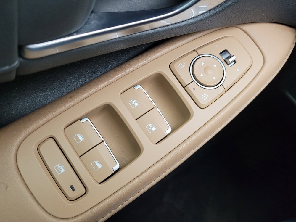 Used 2020 Hyundai Sonata Limited FWD image 27