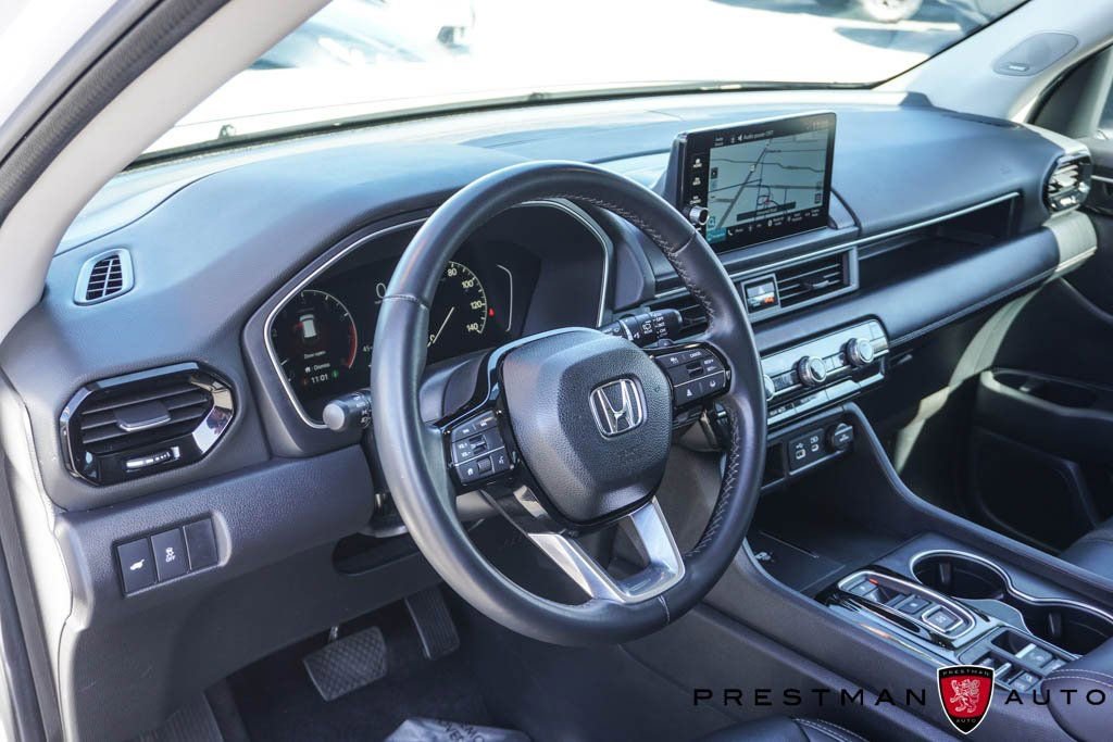 Used 2025 Honda Pilot Touring image 31