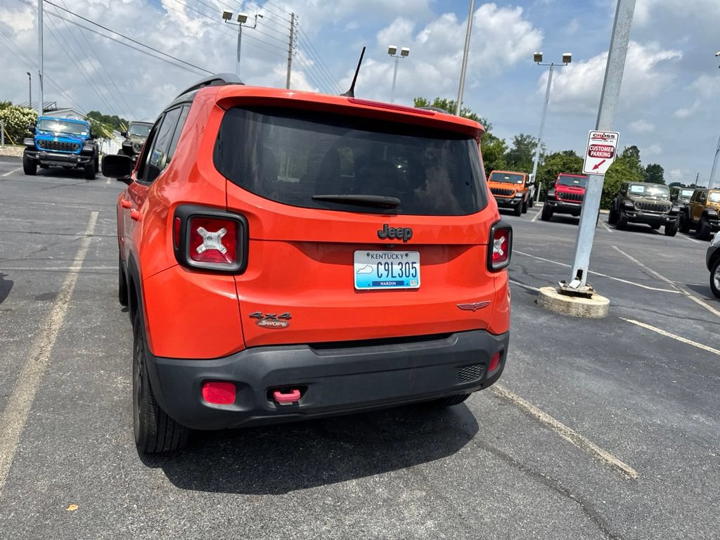 Used 2015 Jeep Renegade Trailhawk w/ Popular Equipment Group AWD/4WD image 20