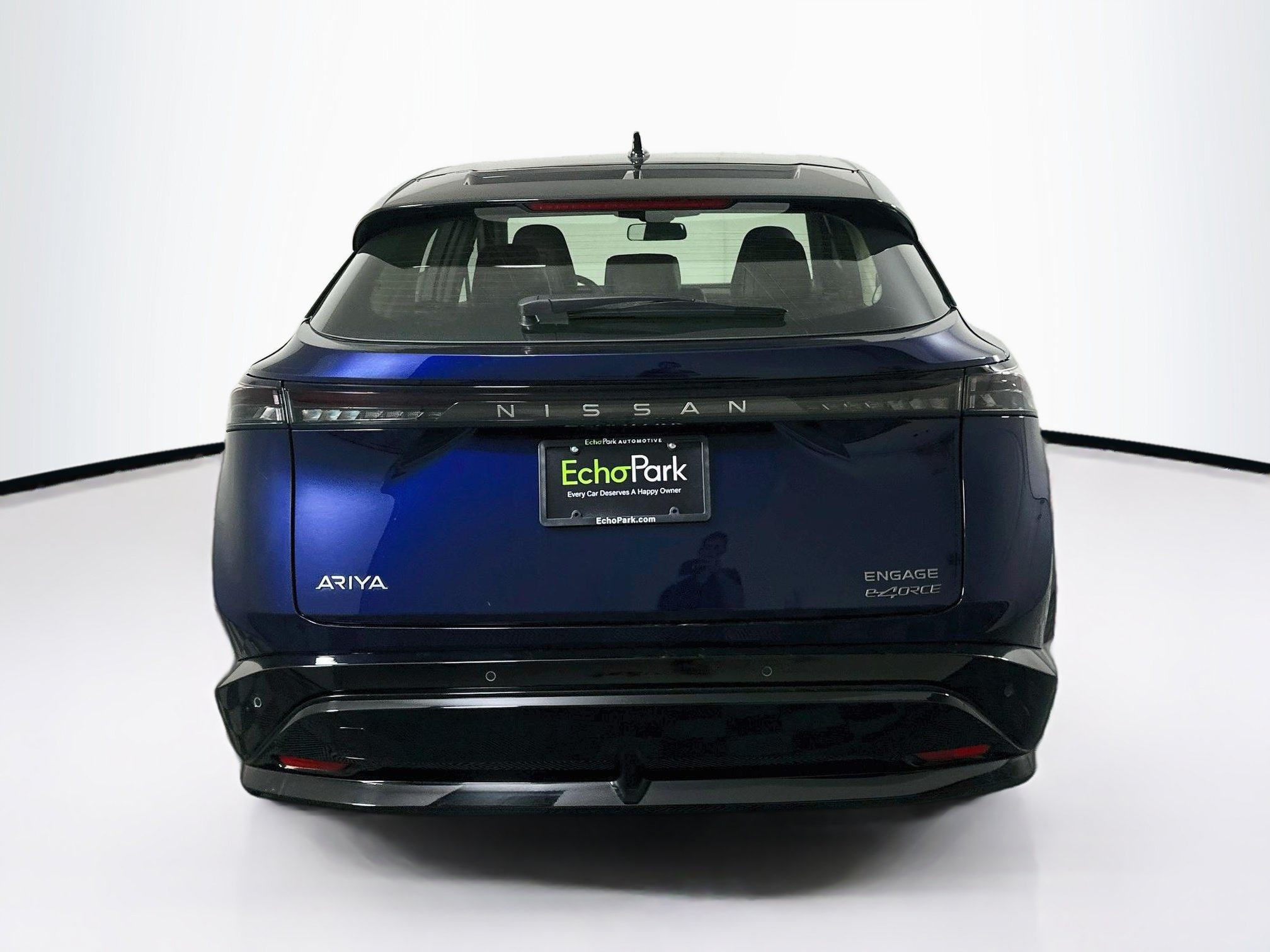 Used 2024 Nissan Ariya AWD image 7