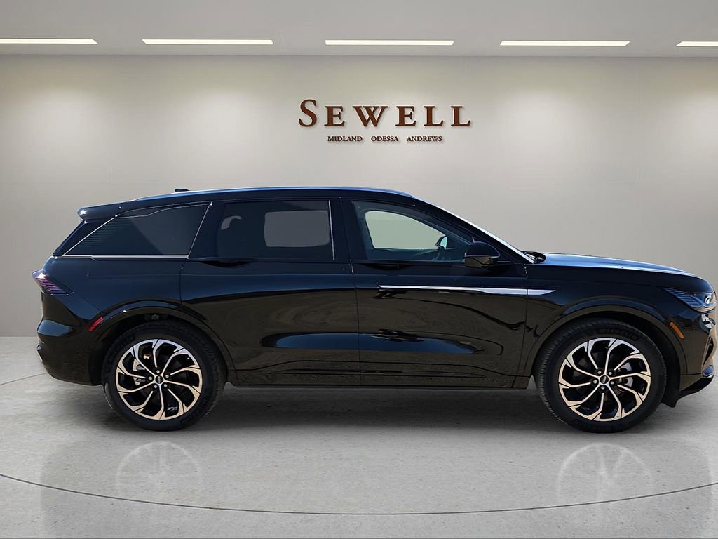 New 2026 Lincoln Nautilus Premier w/ Equipment Group 102A AWD/4WD image 5