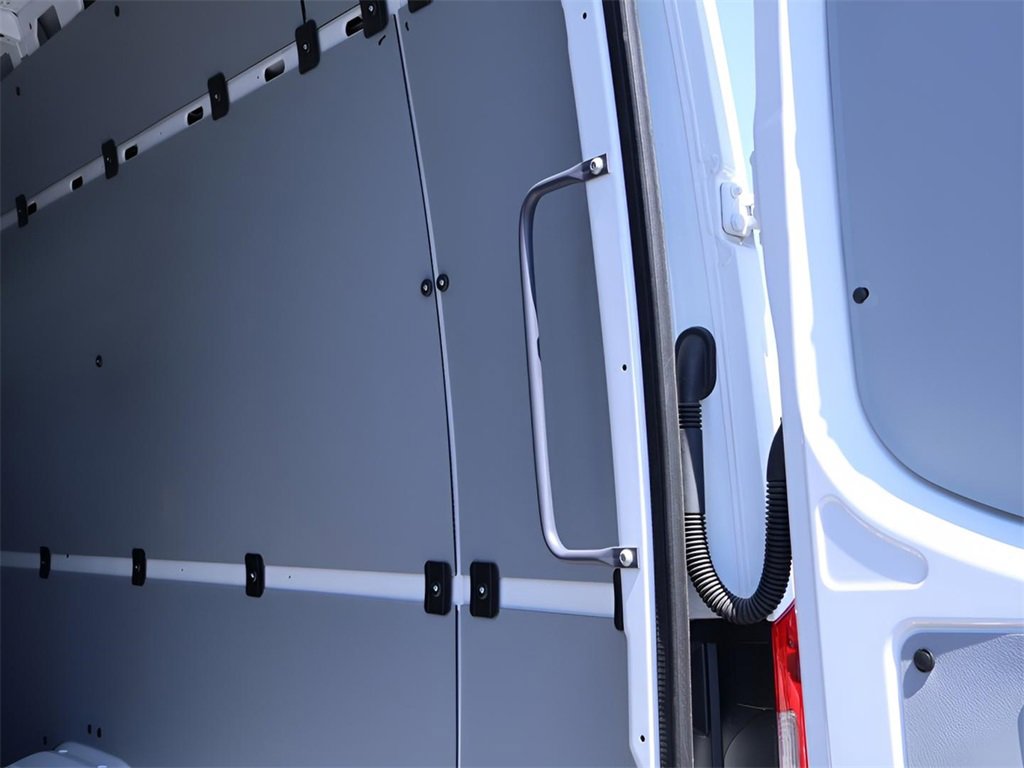 Used 2024 Mercedes-Benz Sprinter 3500 image 24
