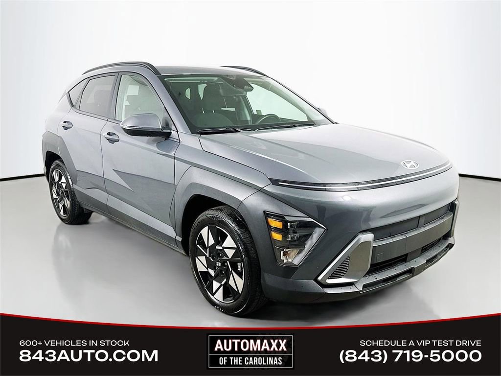 Used 2025 Hyundai Kona SEL FWD image 1