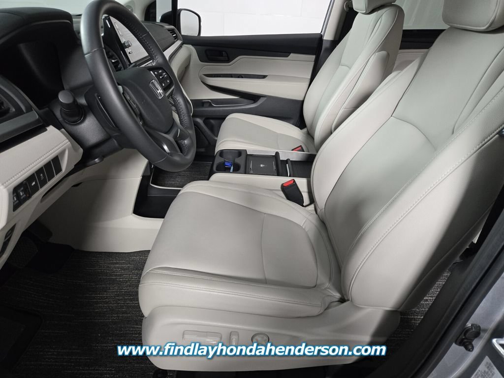 Certified 2026 Honda Odyssey EX-L image 15