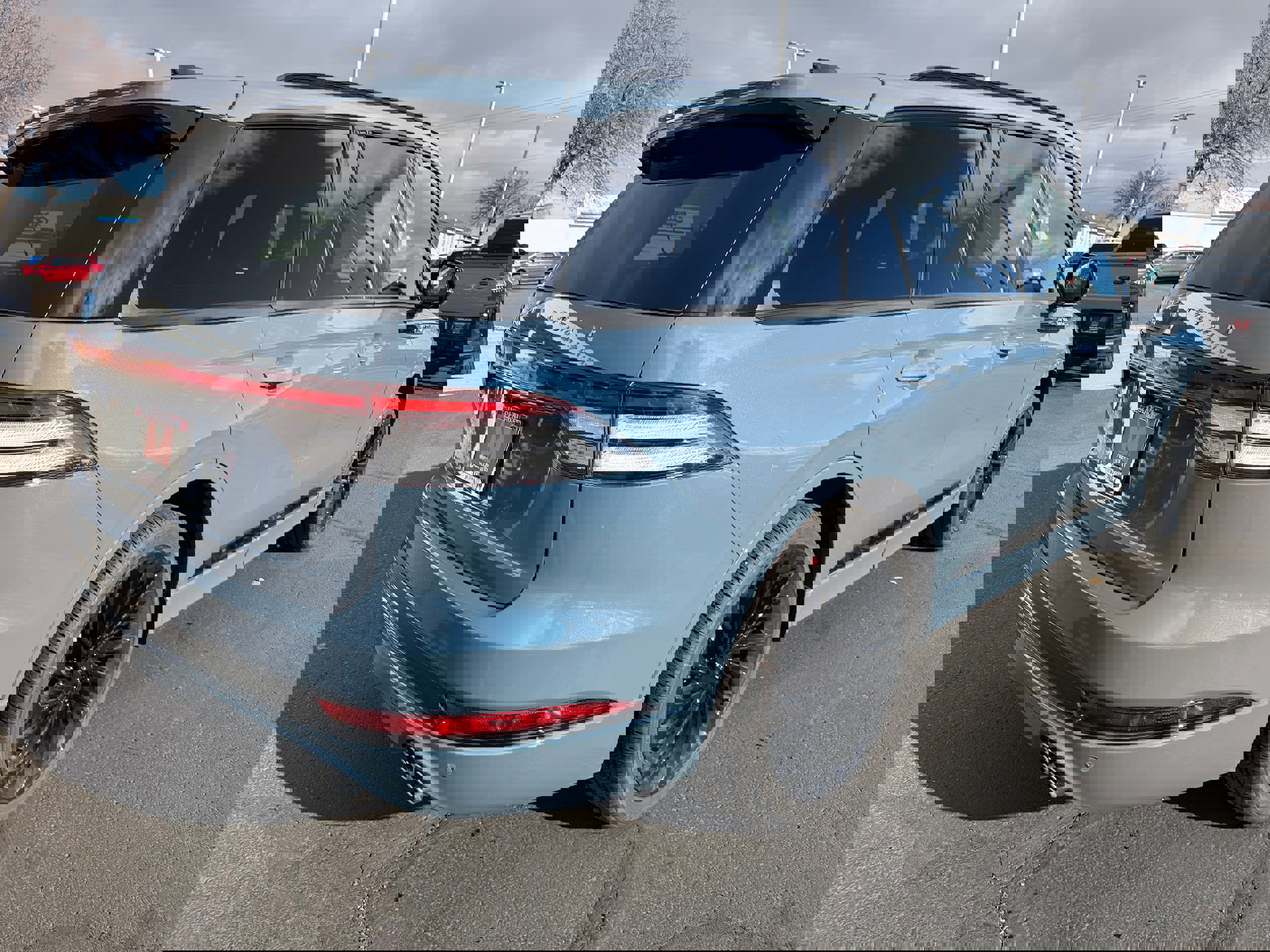 New 2026 Lincoln Aviator Reserve w/ Luxury Package image 3