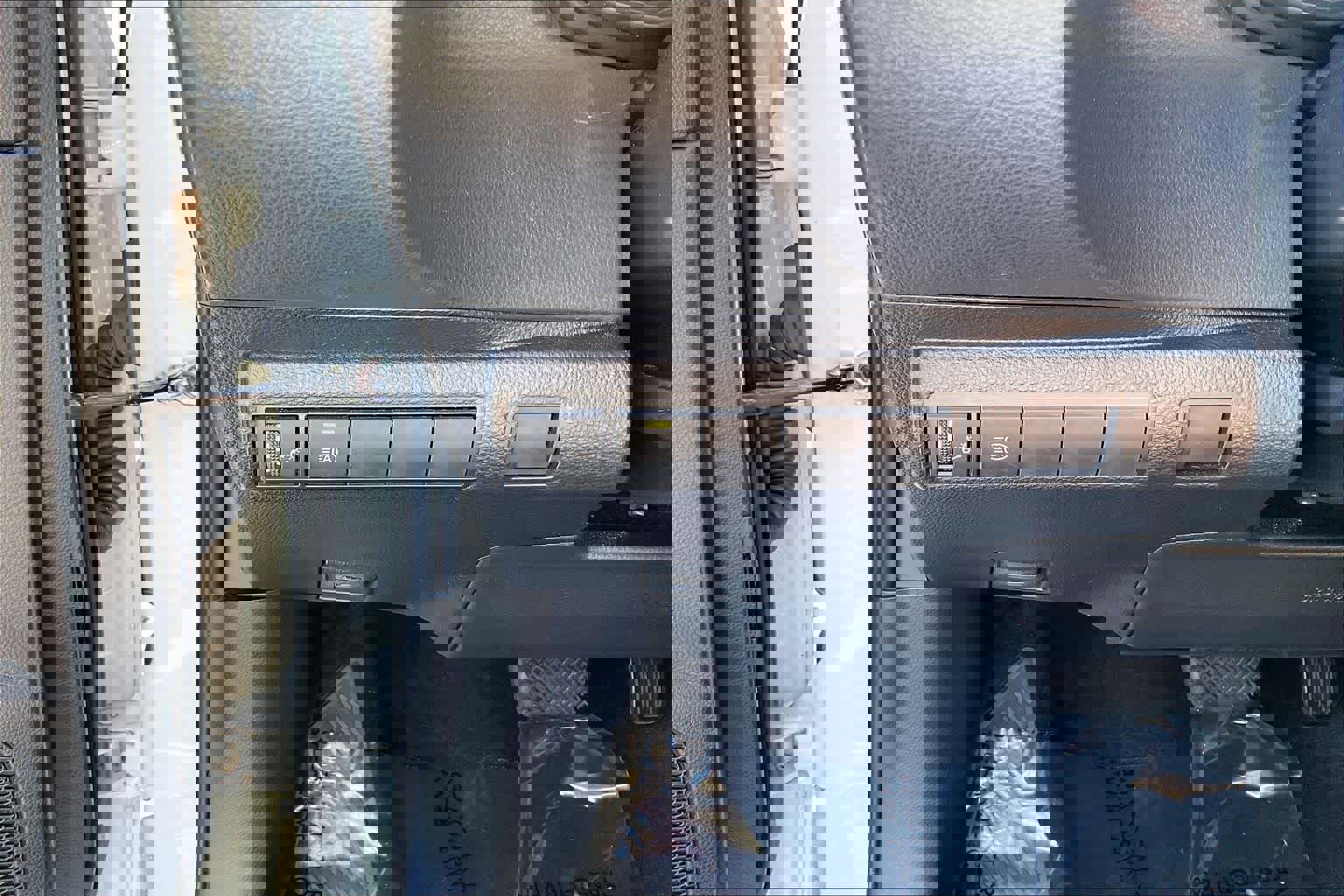 Certified 2023 Toyota Corolla LE w/ Carpet Mat Package (TMS) image 32