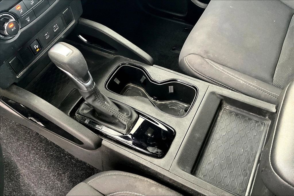 Used 2023 Nissan Frontier SV w/ Midnight Edition Package image 18