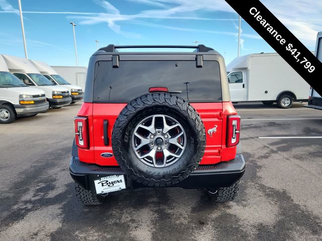 Used 2024 Ford Bronco Badlands image 7