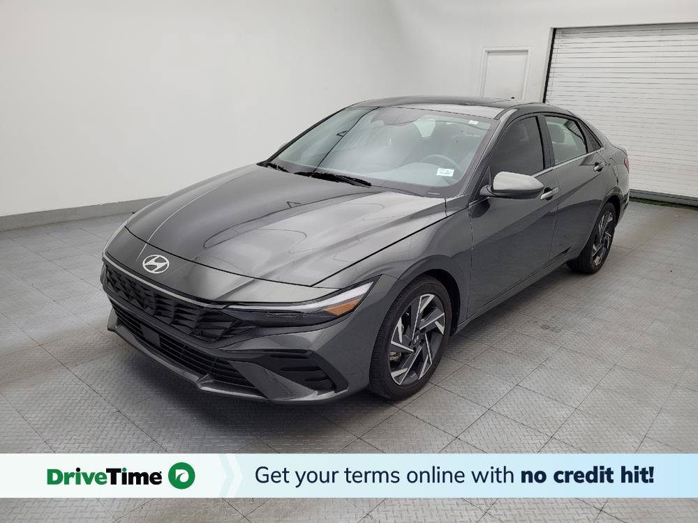 Used 2024 Hyundai Elantra SEL w/ Convenience Package