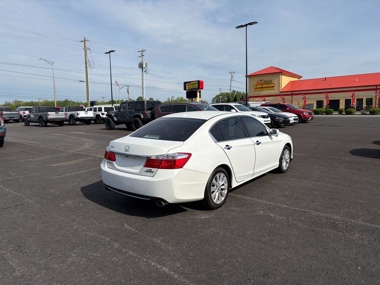 Used 2014 Honda Accord Touring image 3