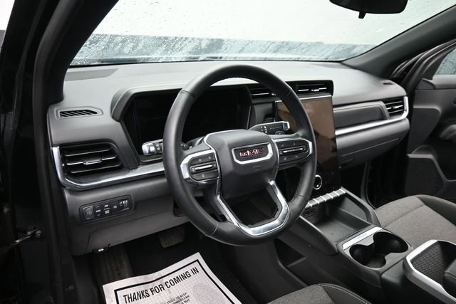 Used 2025 GMC Terrain Elevation AWD/4WD image 13