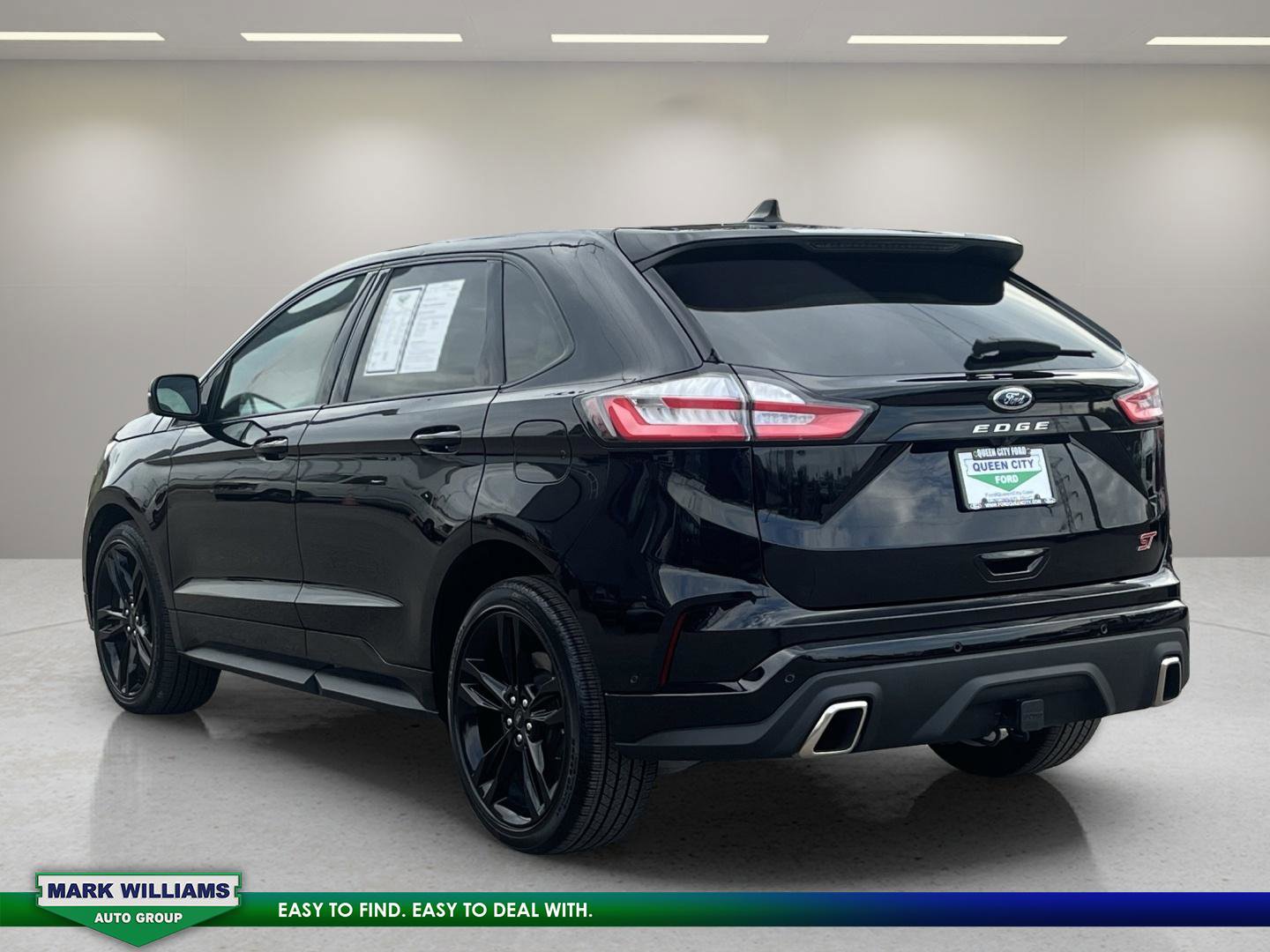 Used 2022 Ford Edge ST w/ Equipment Group 401A image 5
