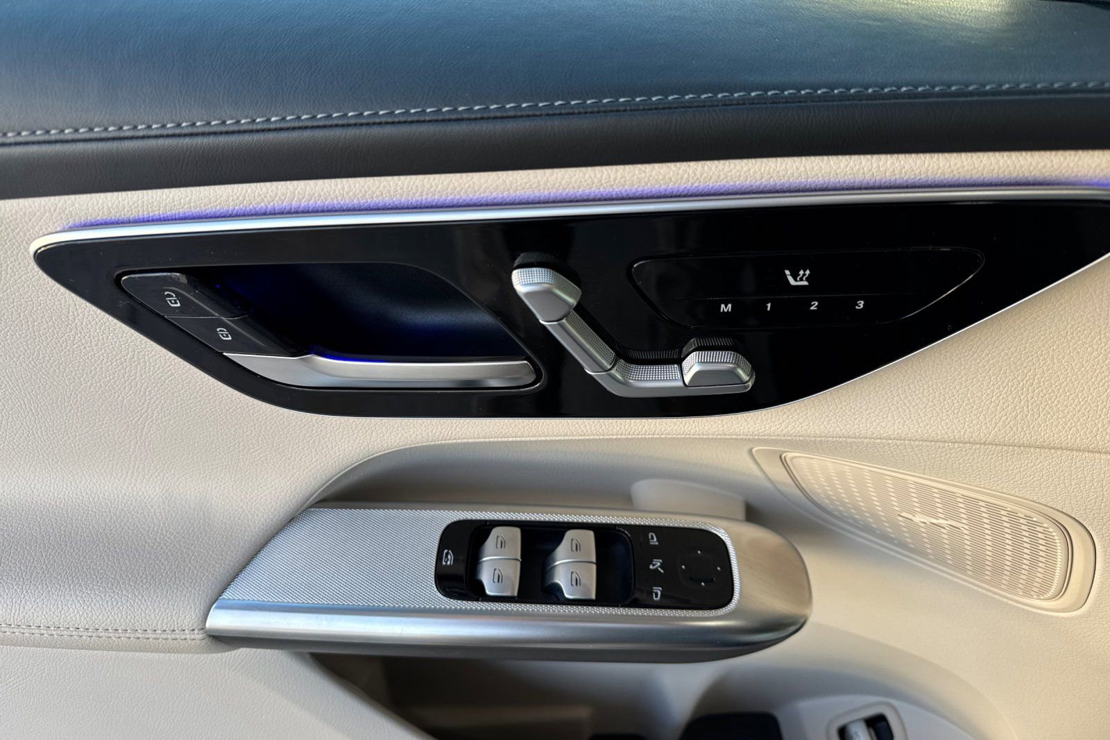 Certified 2024 Mercedes-Benz GLC 300 image 26