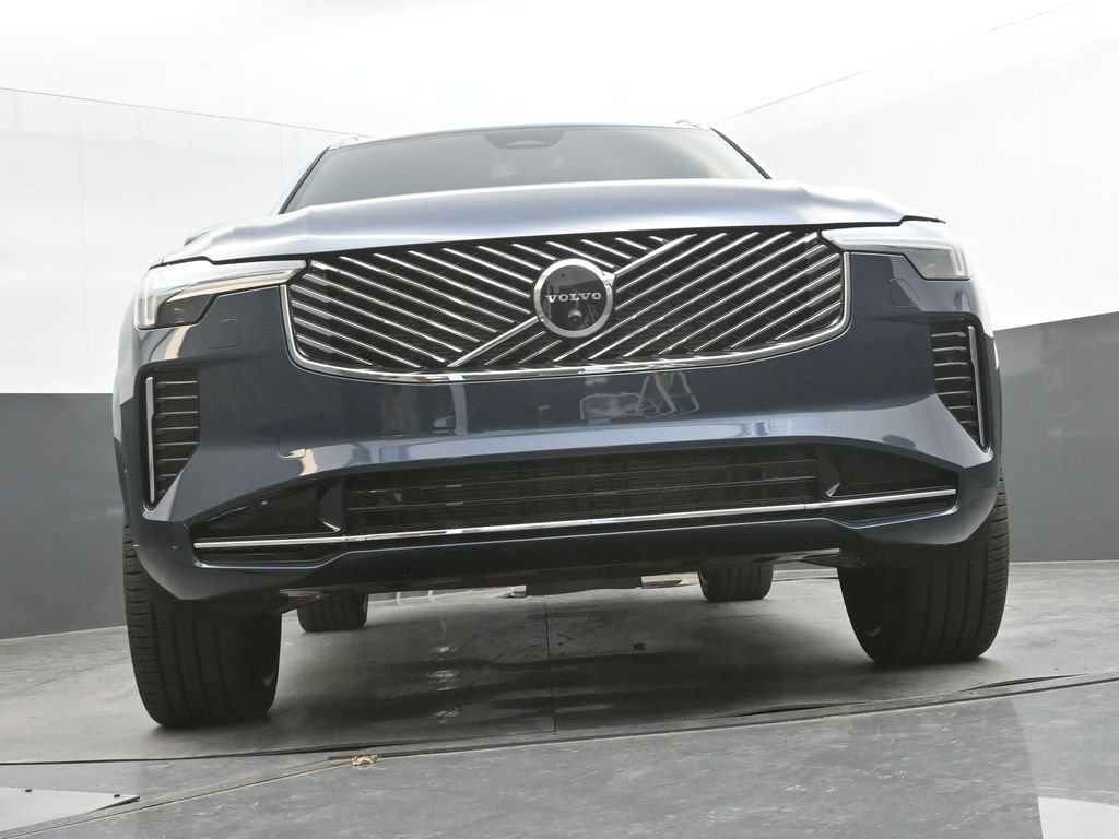 New 2026 Volvo XC90 B6 Plus w/ Protection Package Premier AWD/4WD image 37