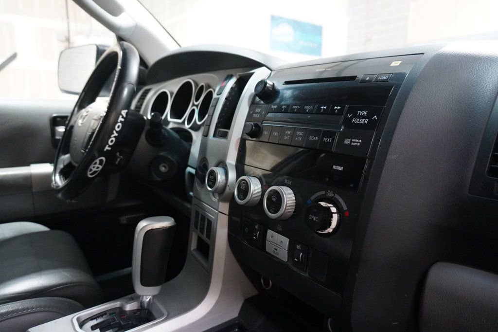 Used 2008 Toyota Sequoia Limited AWD/4WD image 8